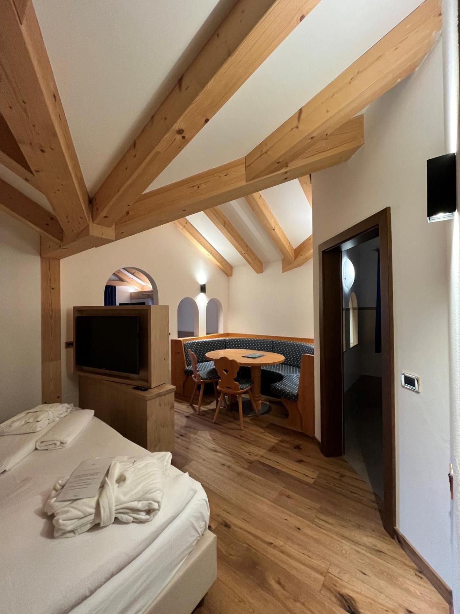 Hotel Terme Antico Bagno بوتسا دي فاسّا الغرفة الصورة