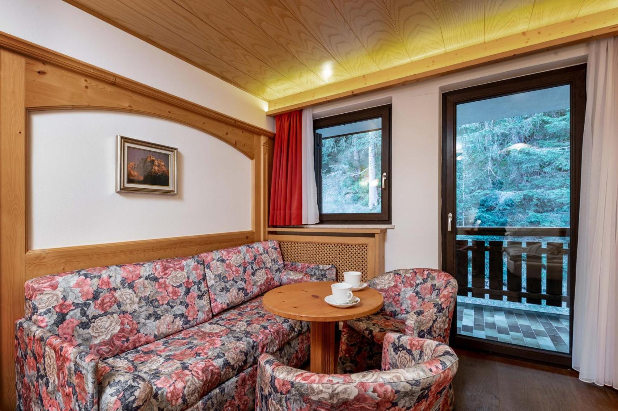 Hotel Terme Antico Bagno بوتسا دي فاسّا الغرفة الصورة