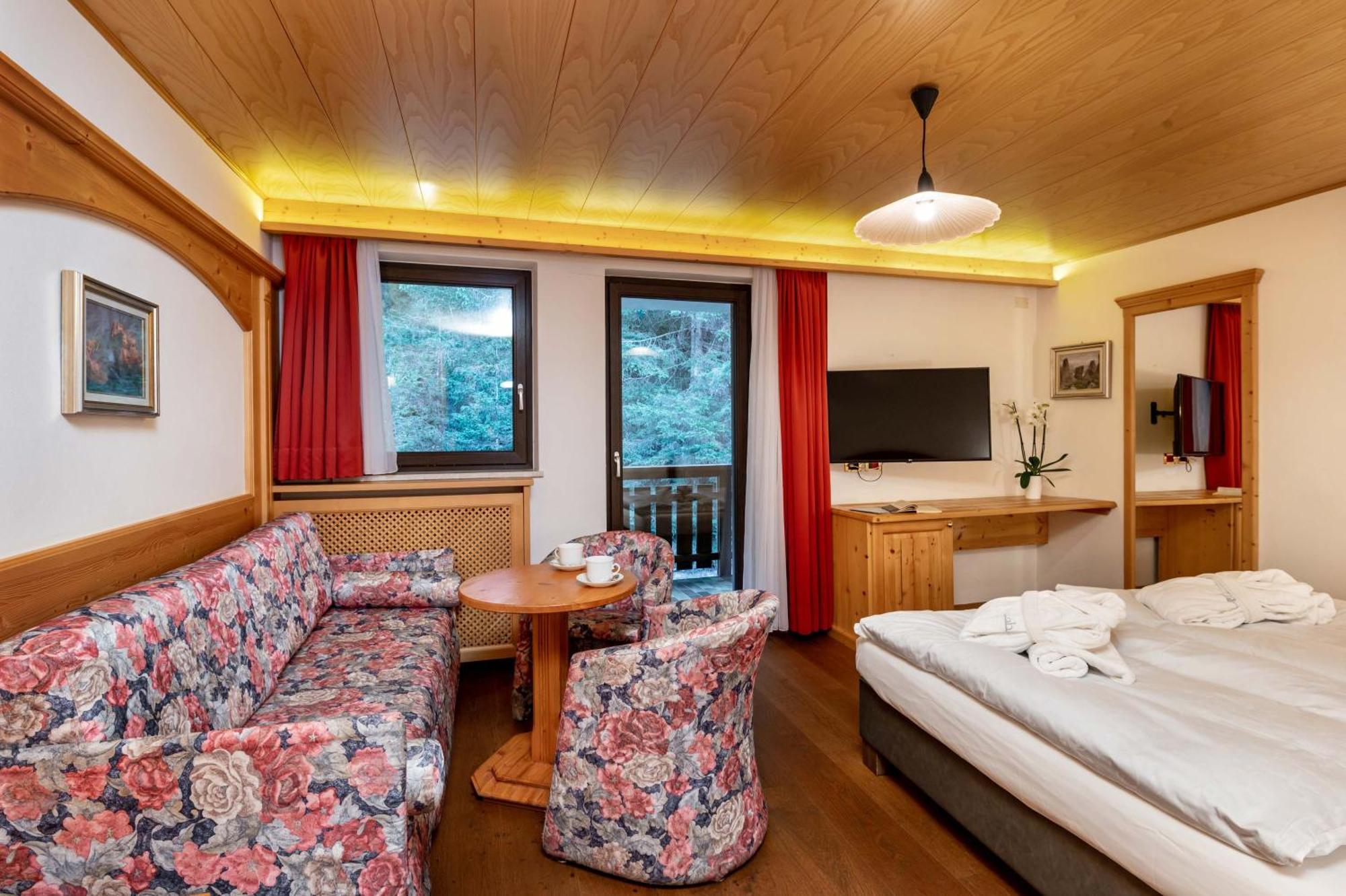 Hotel Terme Antico Bagno بوتسا دي فاسّا الغرفة الصورة